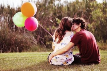 whatsapp status love